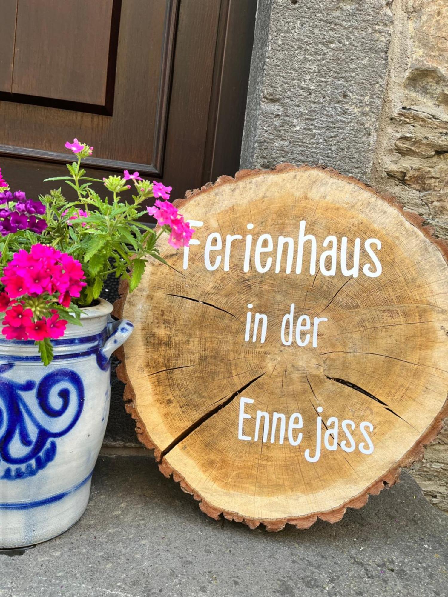 Ferienhaus In Der Ennejass Monreal Exteriér fotografie